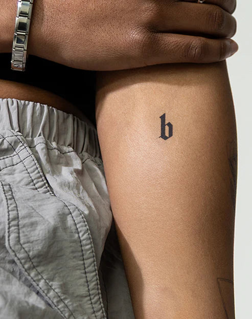 b